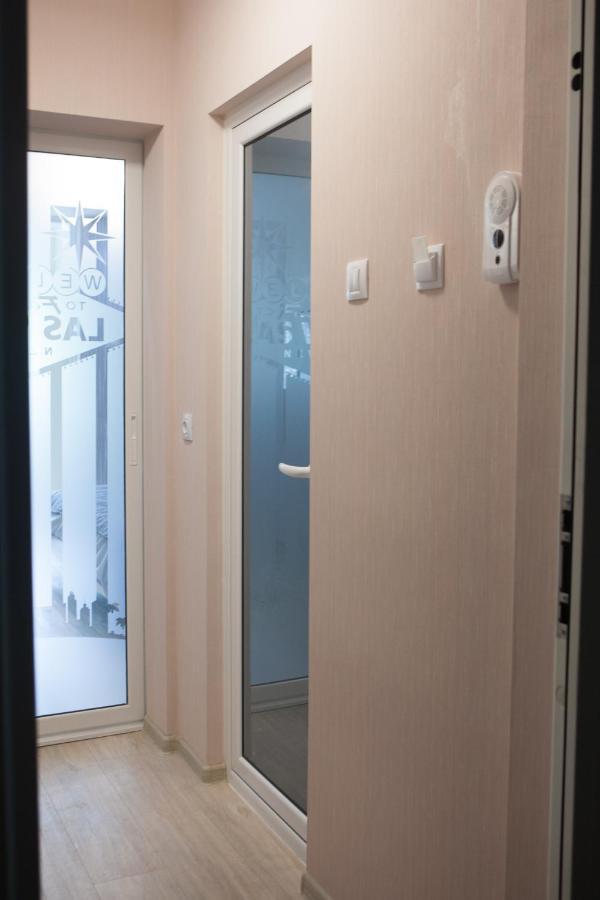 Lvc,Lac & Nyc Apartshotel Faleza Galaţi Екстериор снимка