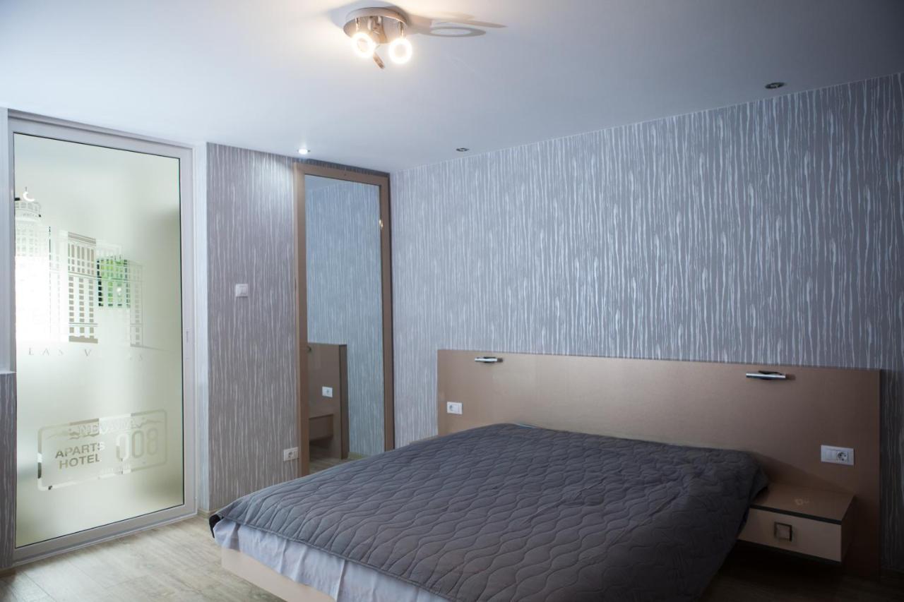 Lvc,Lac & Nyc Apartshotel Faleza Galaţi Екстериор снимка