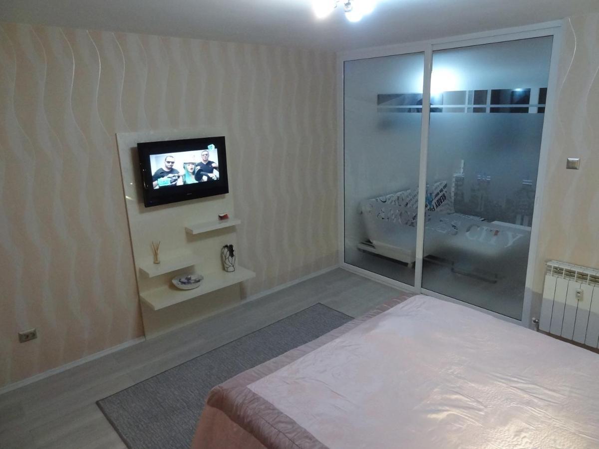 Lvc,Lac & Nyc Apartshotel Faleza Galaţi Екстериор снимка