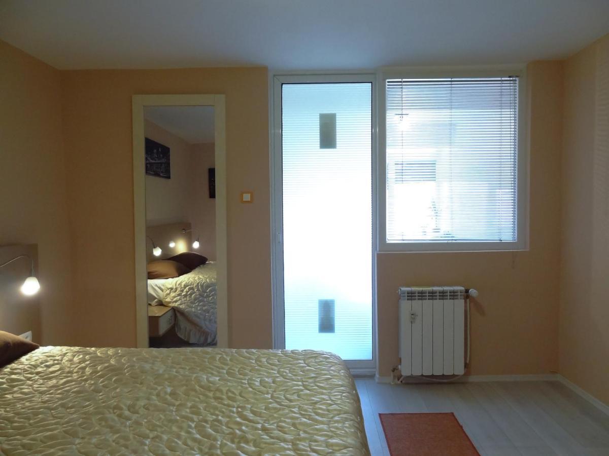 Lvc,Lac & Nyc Apartshotel Faleza Galaţi Екстериор снимка