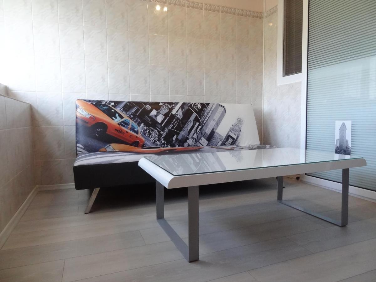 Lvc,Lac & Nyc Apartshotel Faleza Galaţi Екстериор снимка