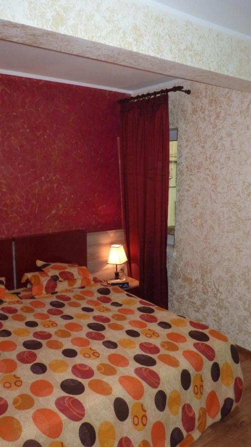 Lvc,Lac & Nyc Apartshotel Faleza Galaţi Екстериор снимка